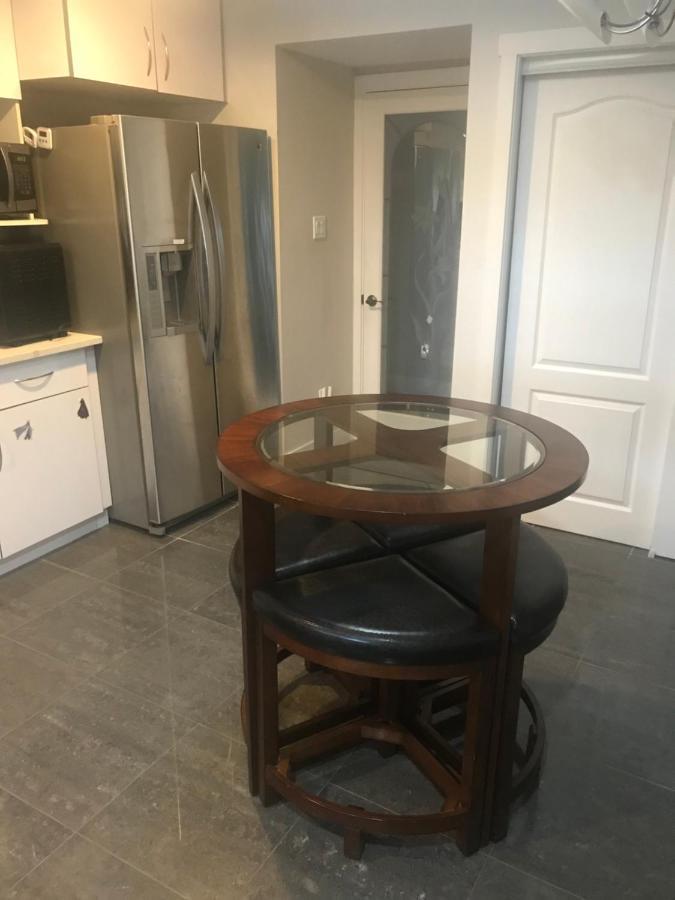 Large Suite With Separate Bathroom Richmond Eksteriør bilde